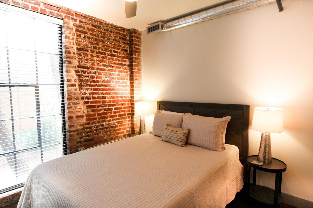 The Lofts At Downtown Salem Exterior foto