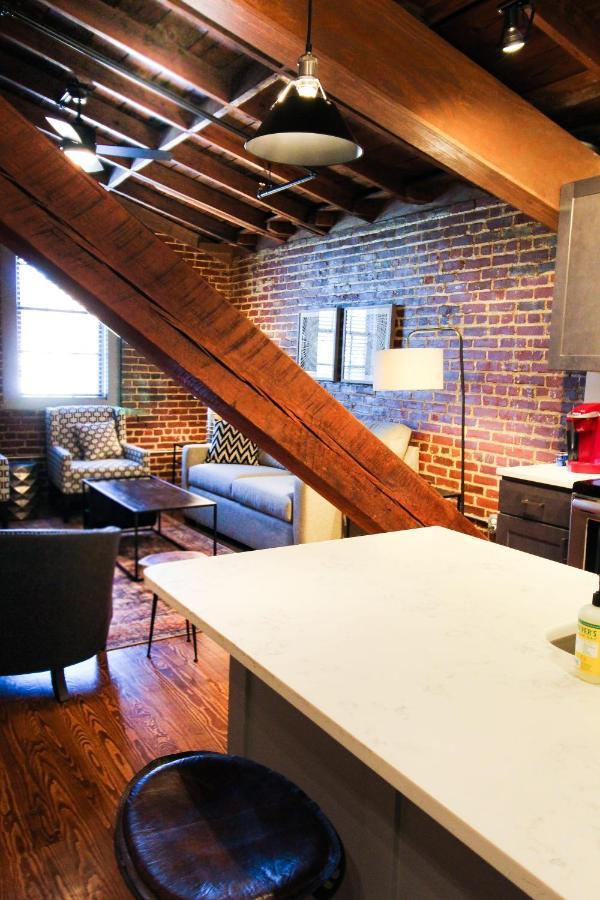 The Lofts At Downtown Salem Exterior foto